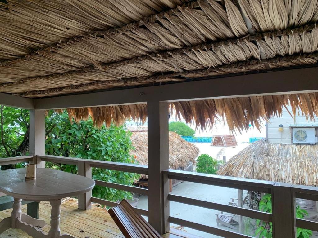 Hotel The Bounty Cayo Caulker Exterior foto